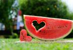 Can you lose weight or gain weight from watermelon?